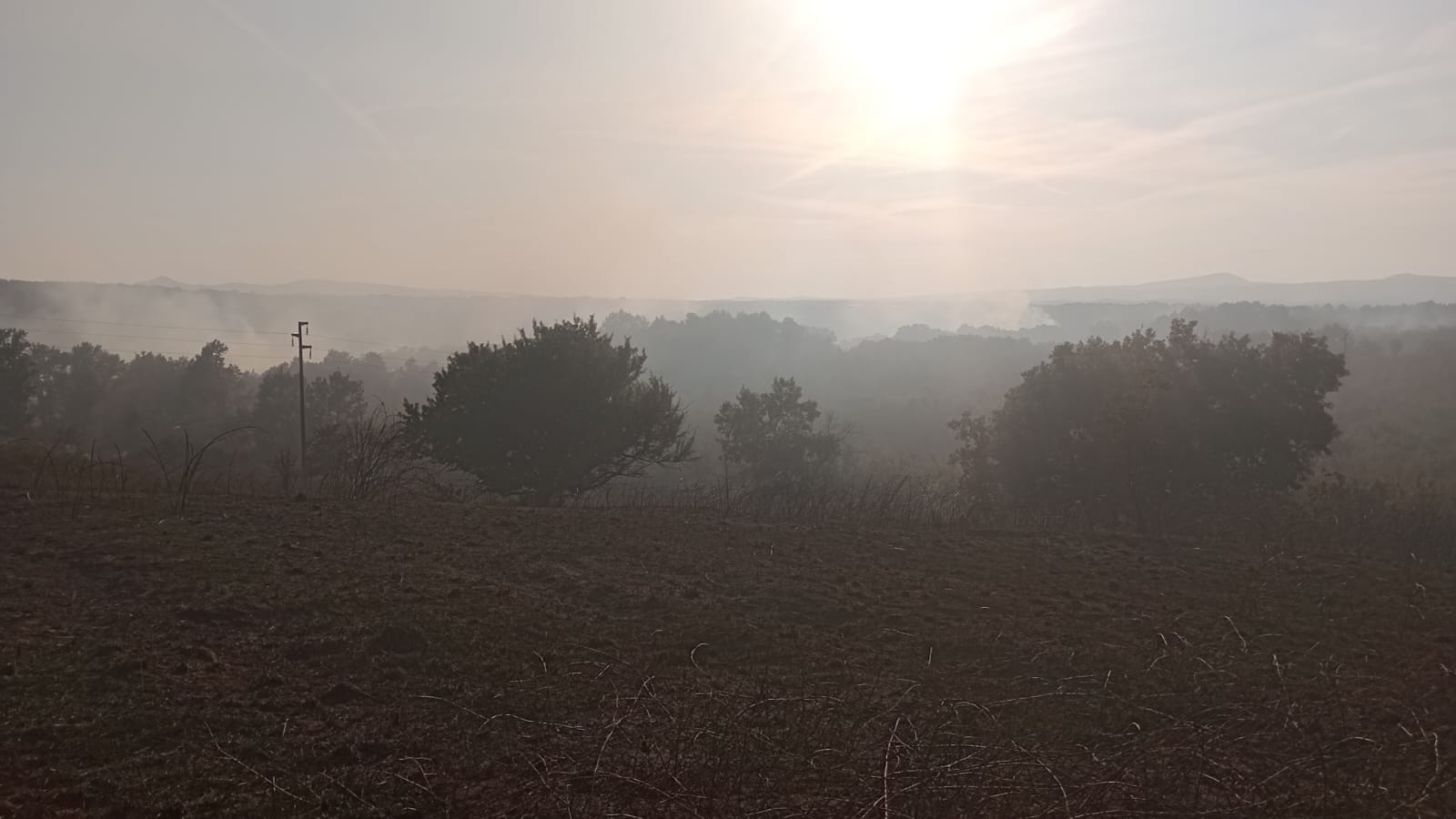 L'incendio a Faleria, in zona Castel Paterno - Foto Il Nuovo Magazine